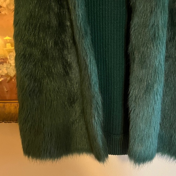 Michael Kors Green Faux Fur Open Vest M - Picture 3 of 5